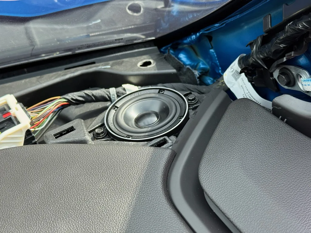 Morel Dash Speaker